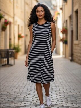 Time and Tru Black White Striped Sleeveless Swing Dress Women Small